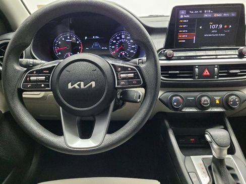 Used 2023 Kia Forte LXS w/ LXS Technology Package FWD image 22