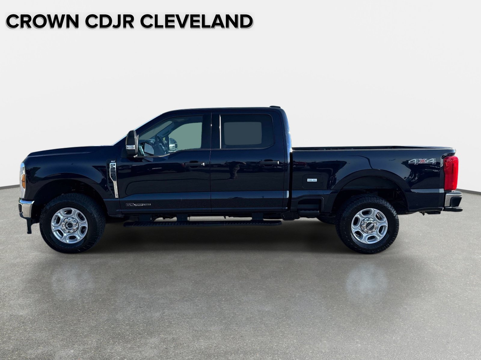 Used 2025 Ford F250 XLT AWD/4WD image 8