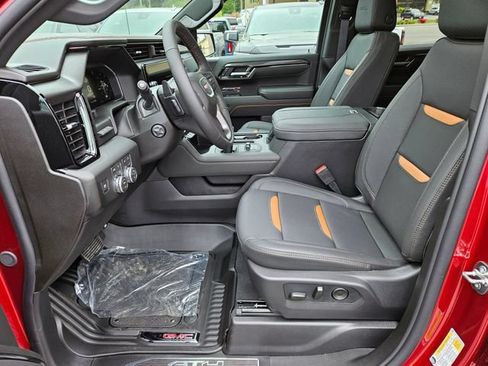 New 2026 GMC Sierra 1500 AT4 w/ AT4 Premium Package AWD/4WD image 16