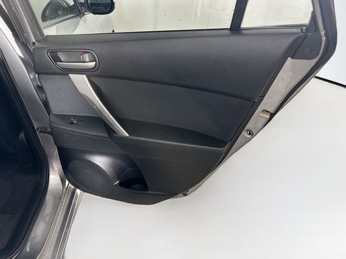 Used 2010 MAZDA MAZDA3 s Sport image 27