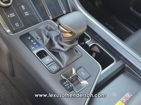 Certified 2025 Lexus GX 550 w/ Accessory Package (2T) AWD/4WD image 31