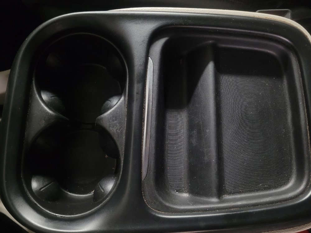 Used 2020 Chrysler Pacifica Touring-L FWD image 26