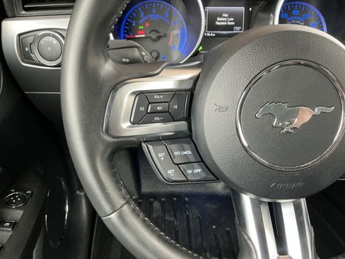 Used 2019 Ford Mustang Premium image 12