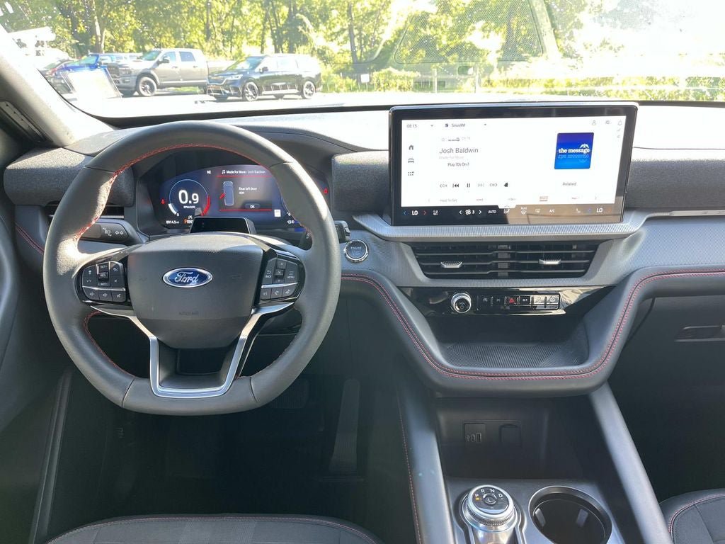 Used 2026 Ford Explorer ST-Line w/ ST-Line Street Pack AWD/4WD image 10