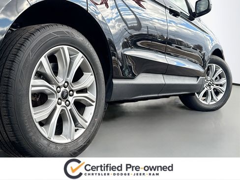 Used 2024 Ford Edge Titanium image 15
