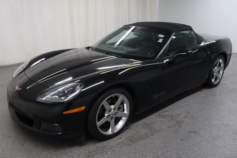 Used 2008 Chevrolet Corvette Convertible w/ Preferred Equipment Group RWD image 5
