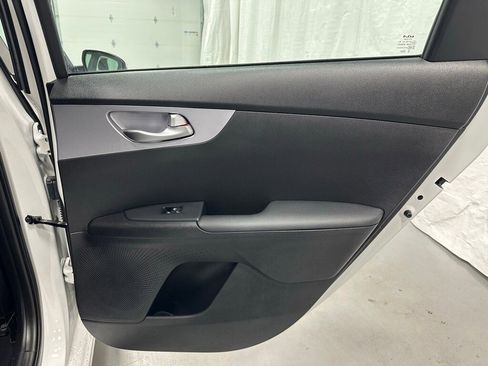 Used 2024 Kia Forte LXS image 41