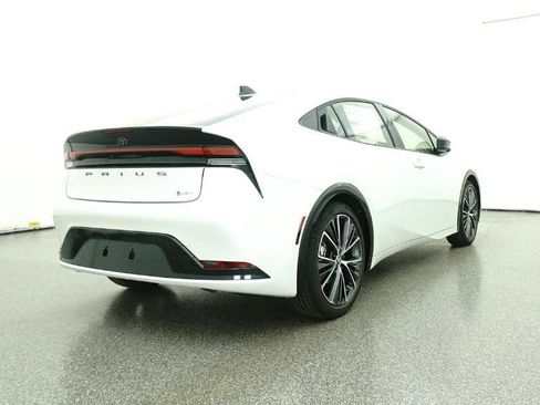 New 2026 Toyota Prius XLE image 24