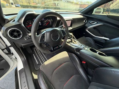 Used 2023 Chevrolet Camaro ZL1 image 18