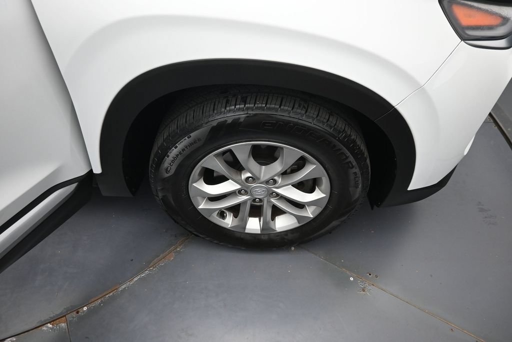 Used 2019 Hyundai Santa Fe SEL AWD/4WD image 32