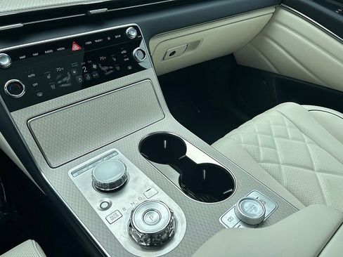 Certified 2026 Genesis GV80 3.5T Prestige AWD/4WD image 18