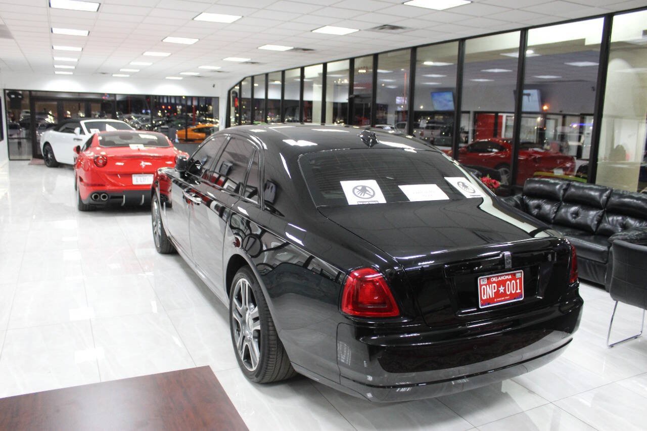 Used 2019 Rolls-Royce Ghost RWD image 32