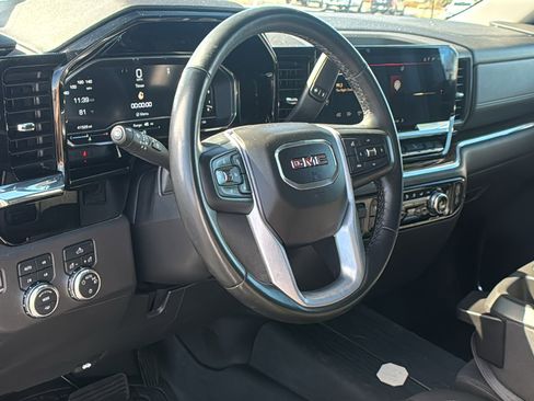 Used 2023 GMC Sierra 1500 SLE image 22