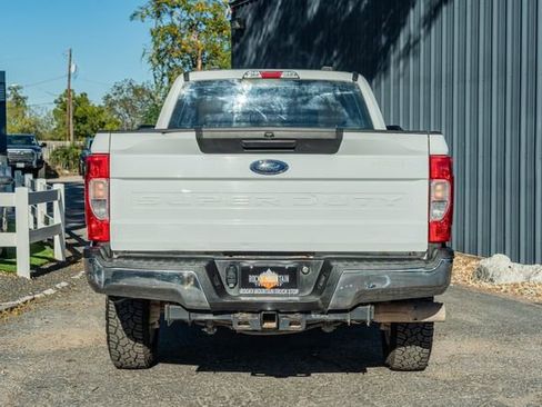 Used 2022 Ford F250 XL w/ Power Equipment Group image 5