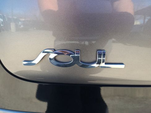 Used 2018 Kia Soul w/ Convenience Package image 25