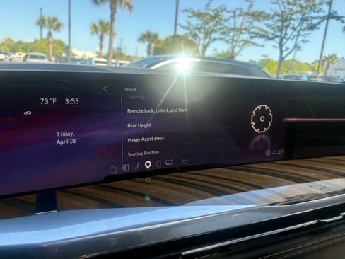 Certified 2025 Cadillac Escalade Sport Platinum AWD/4WD image 24