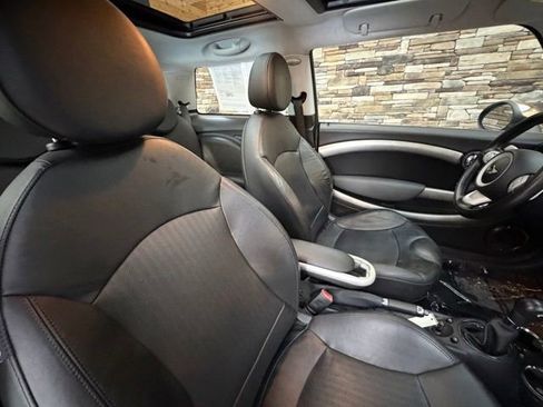 Used 2009 MINI Cooper S FWD image 17
