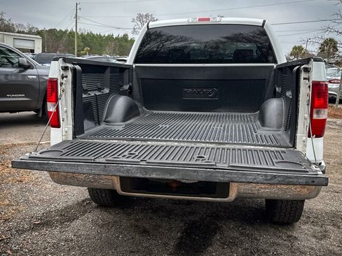 Used 2005 Ford F150 XLT image 7