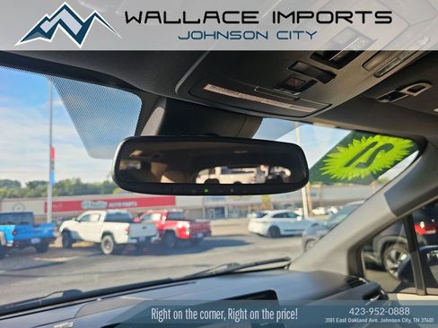 Used 2021 Toyota Sienna XLE image 38