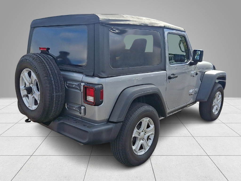 Used 2018 Jeep Wrangler Sport AWD/4WD image 5