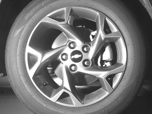 Used 2025 Chevrolet Trax LT image 13