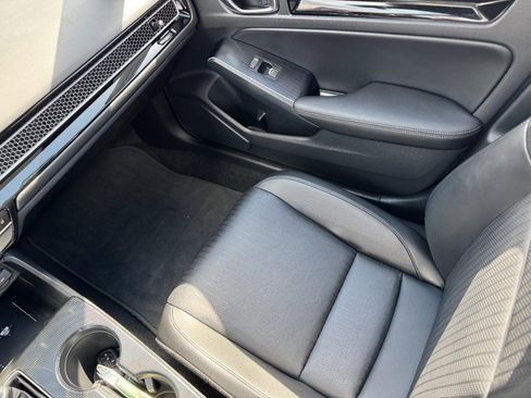 Certified 2025 Honda Civic Sport Touring image 16