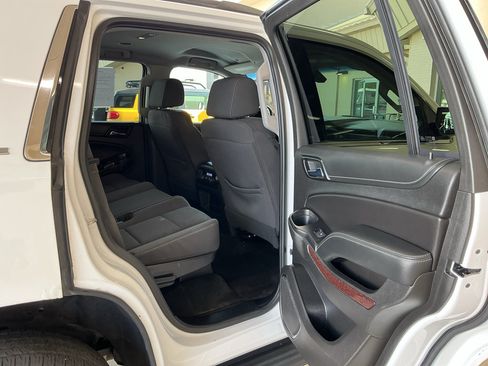 Used 2018 GMC Yukon SLE w/ Convenience Package AWD/4WD image 10
