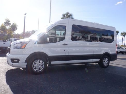 Used 2024 Ford Transit 350 XLT image 2