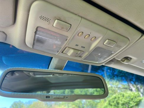 Used 2002 Lexus SC 430 Convertible image 37