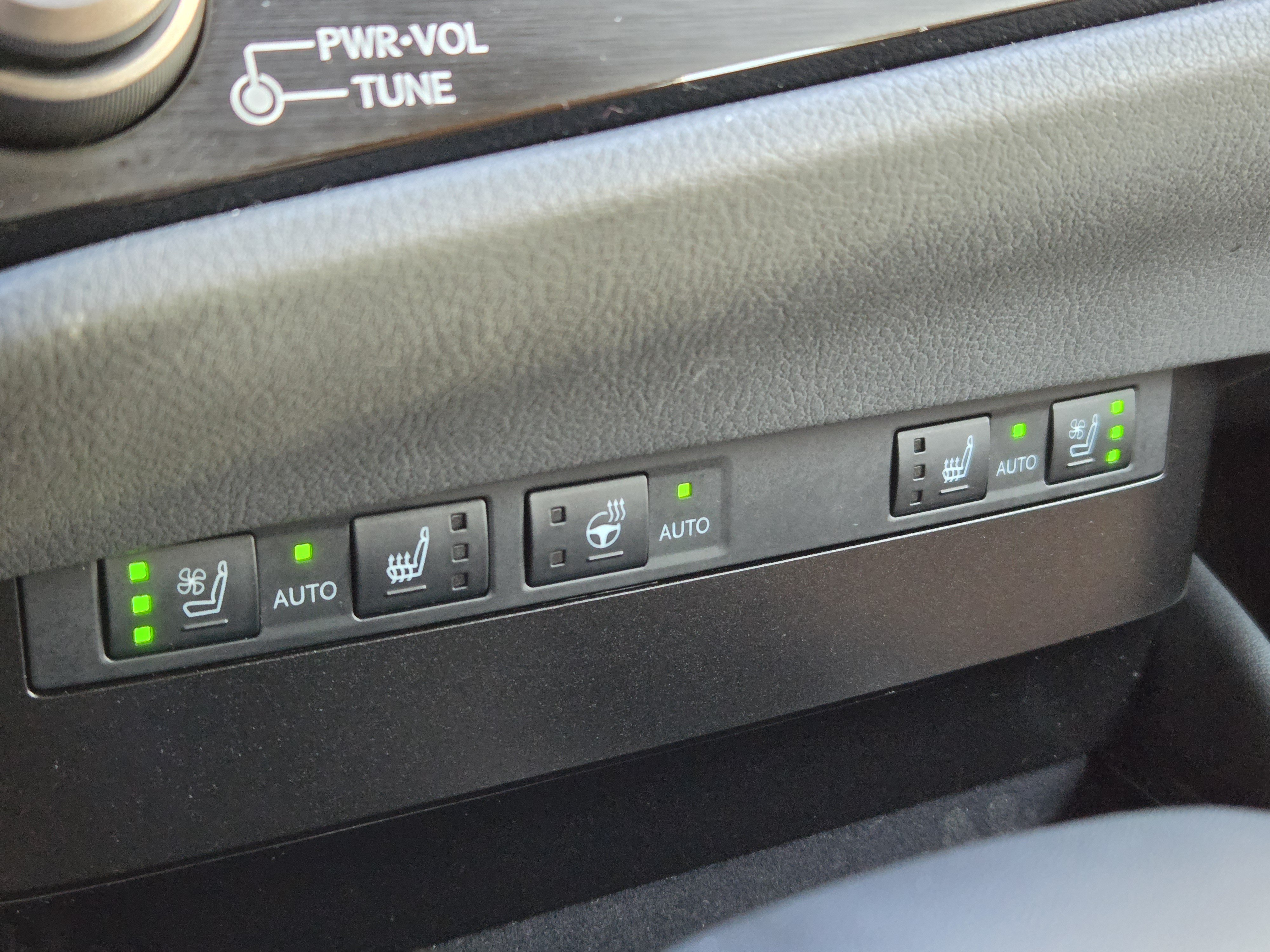 Used 2025 Lexus ES 350 w/ Premium Package FWD image 22