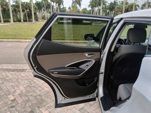 Used 2013 Hyundai Santa Fe Sport FWD image 28