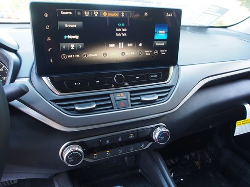 New 2026 Nissan Altima 2.5 SR FWD image 22