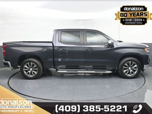 Used 2022 Chevrolet Silverado 1500 LT image 2