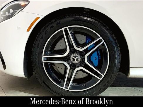Certified 2022 Mercedes-Benz E 350 4MATIC Sedan image 13