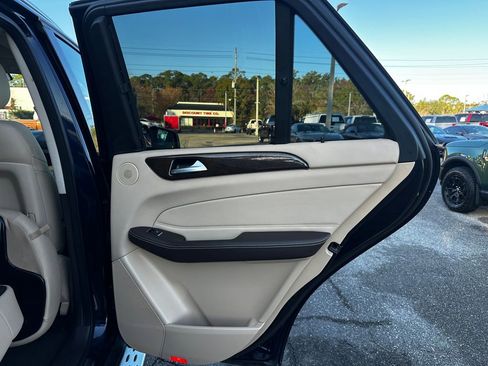 Used 2017 Mercedes-Benz GLE 350 image 36