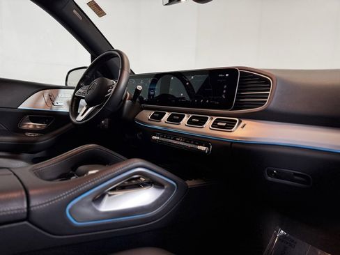Used 2021 Mercedes-Benz GLE 350 4MATIC image 9