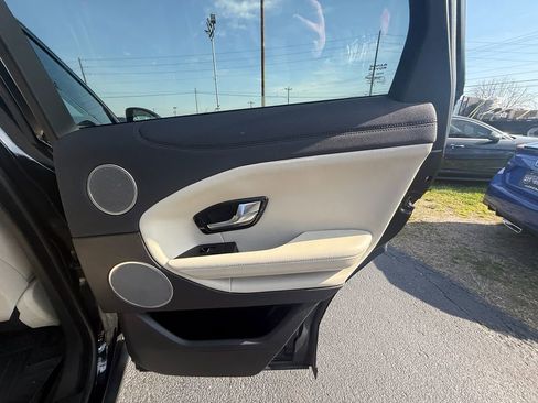 Used 2016 Land Rover Range Rover Evoque HSE image 20