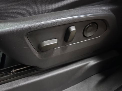 Used 2023 Chevrolet Silverado 1500 RST image 30