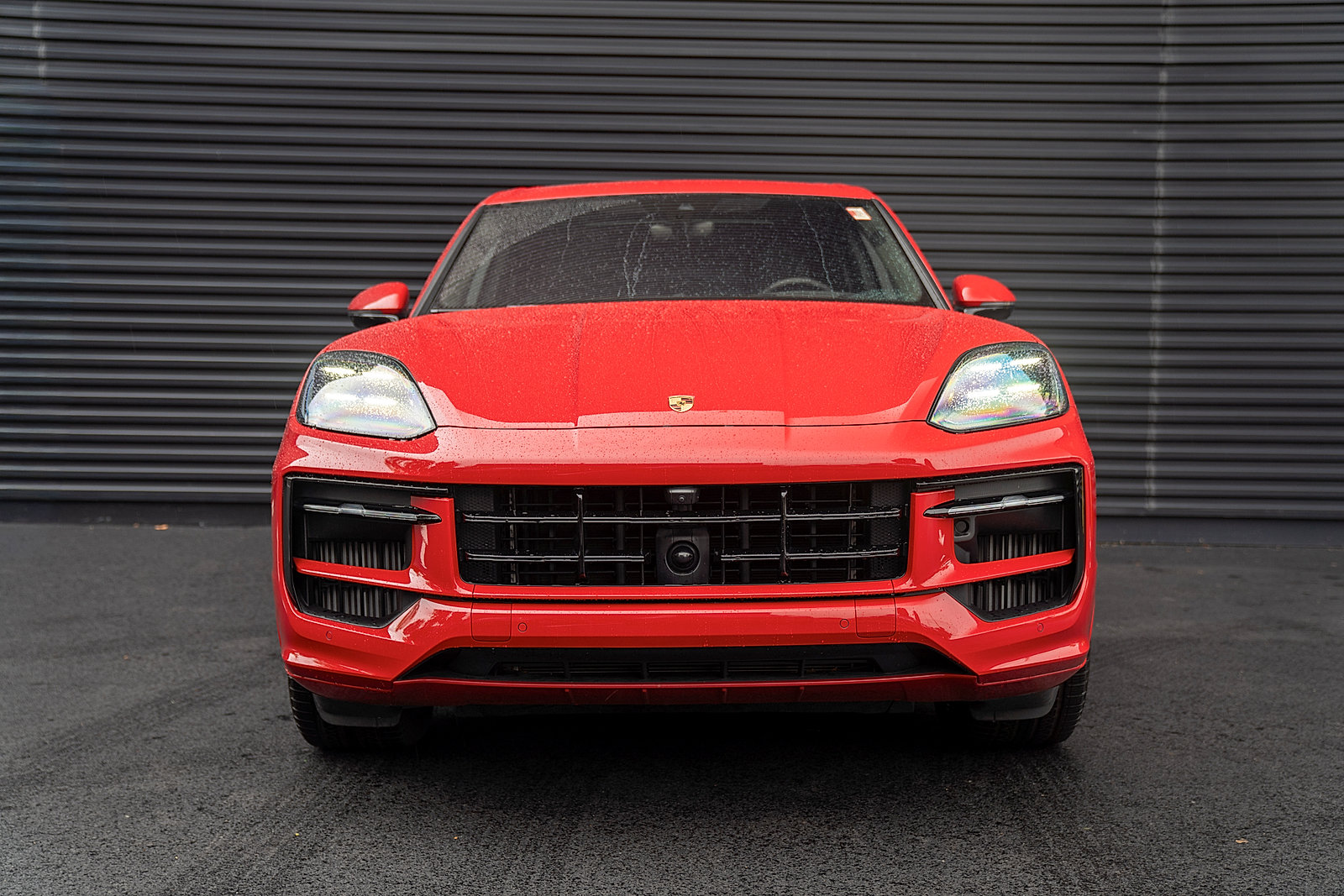 Certified 2025 Porsche Cayenne GTS AWD/4WD image 29