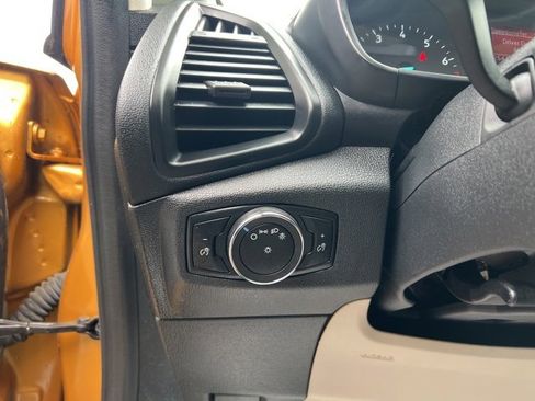Used 2021 Ford EcoSport S image 20