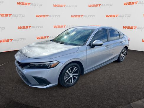 Used 2023 Honda Civic LX image 1