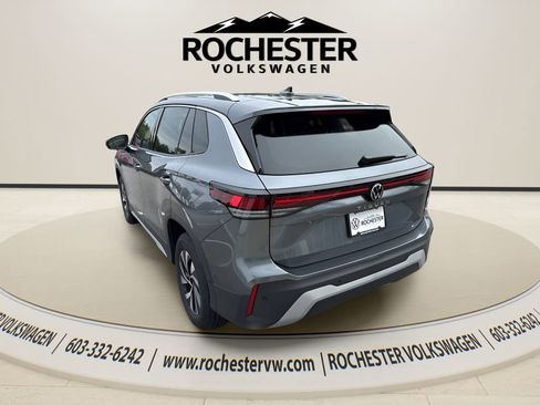 New 2026 Volkswagen Tiguan S image 7