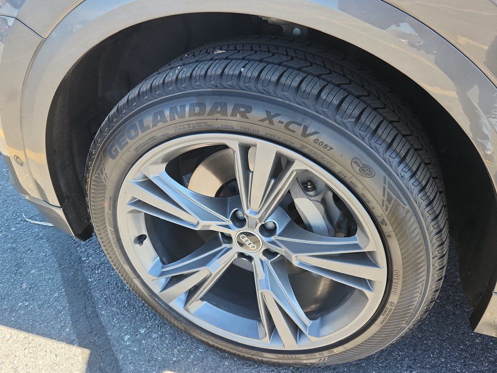 Used 2021 Audi Q8 Prestige w/ Prestige Package AWD/4WD image 19
