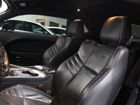 Used 2021 Dodge Challenger SRT Hellcat image 22