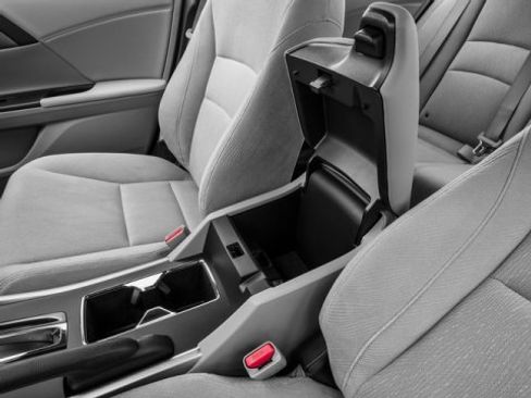 Used 2015 Honda Accord LX image 17