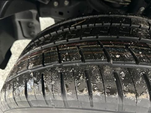 Used 2023 RAM 1500 Laramie image 28