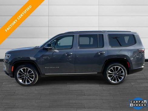 Certified 2024 Jeep Wagoneer Series III w/ Premium Group I AWD/4WD image 7