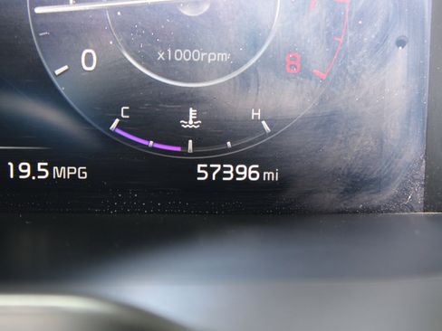 Used 2022 Kia Sorento SX image 25