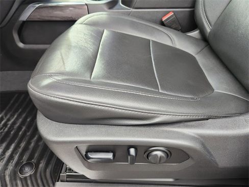 Used 2021 Chevrolet Silverado 3500 LTZ w/ LTZ Plus Package image 8