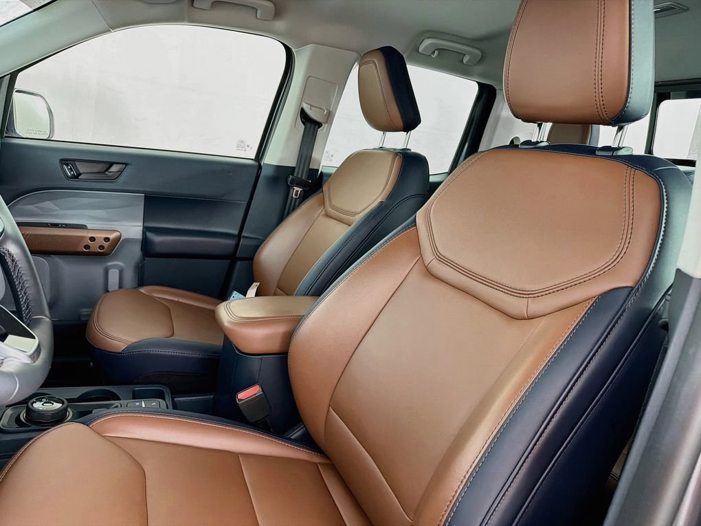 Used 2023 Ford Maverick Lariat w/ Lariat Luxury Package AWD/4WD image 35